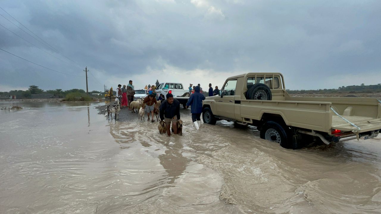 راه ۱۰۰ روستا در هرمزگان مسدود شد