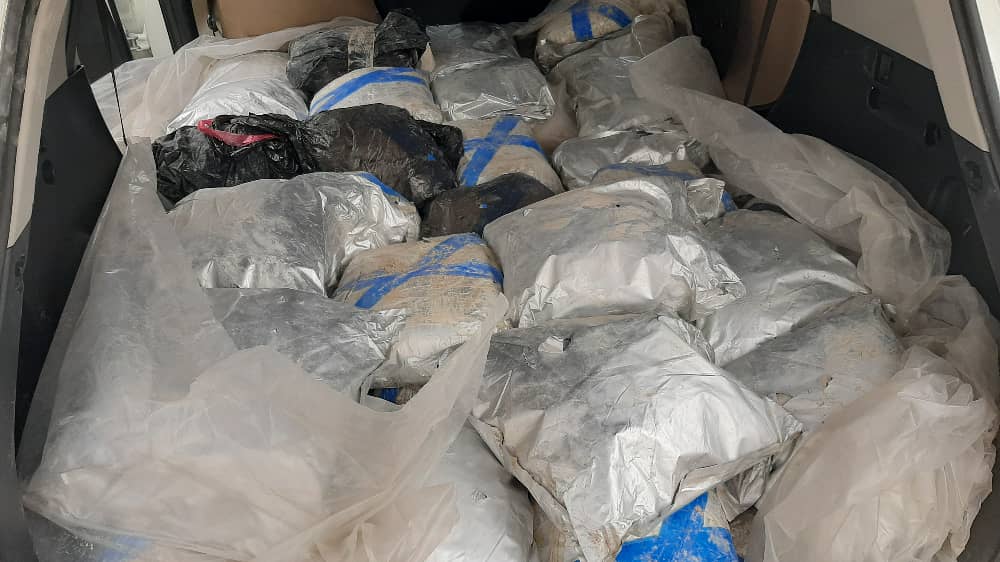 کشف بیش از ۶۵۰ کیلو گرم مواد مخدر در شهرستان پارسیان استان هرمزگان