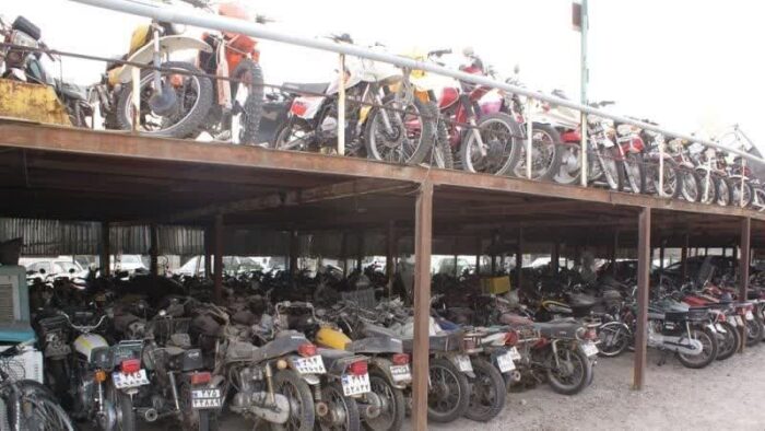 مزایده ۱۲۰۰ موتورسیکلت توقیفی در هرمزگان برگزار می‌شود